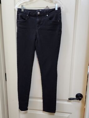 1822 DENIM BLACK HIGH-RISE SKINNY JEANS